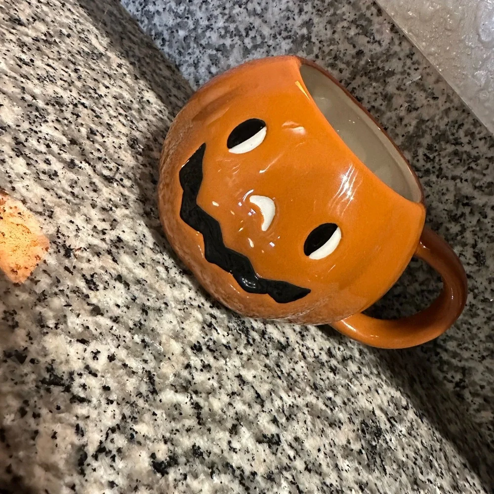 Target Hyde & EEK! Boutique Stoneware Figural 14.4oz Pumpkin Jack-o-lantern Mug